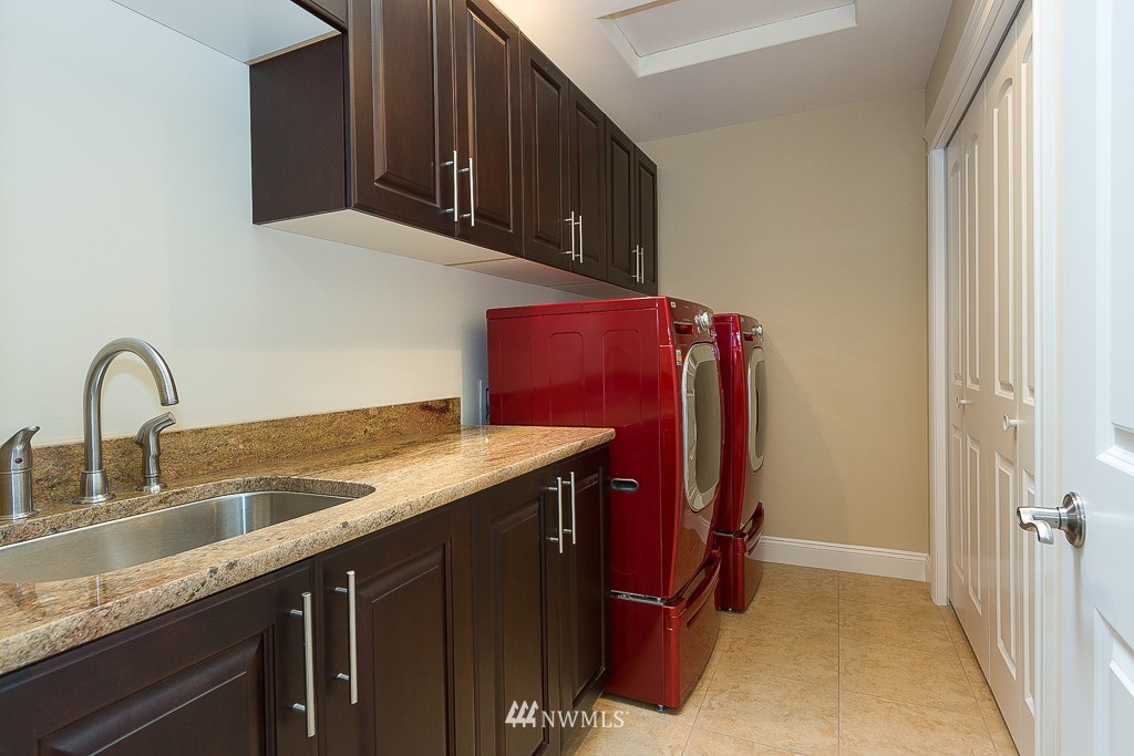 1004 North 28th Place Renton, WA 98056 - Photo 24 of 25