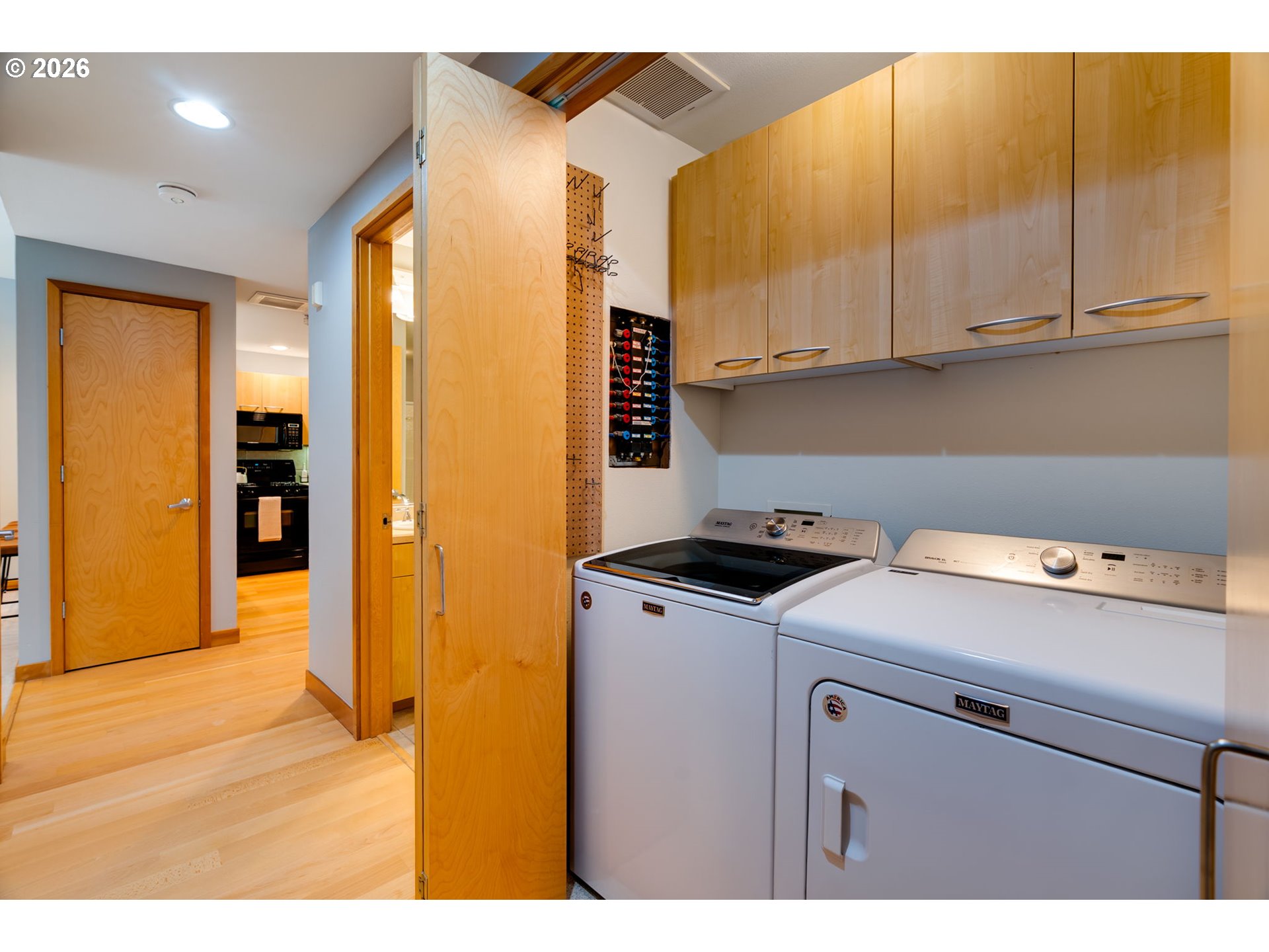 300 West 8th Street, Unit 236E Vancouver, WA 98660 - Photo 20 of 46 a utility room with dryer and washer