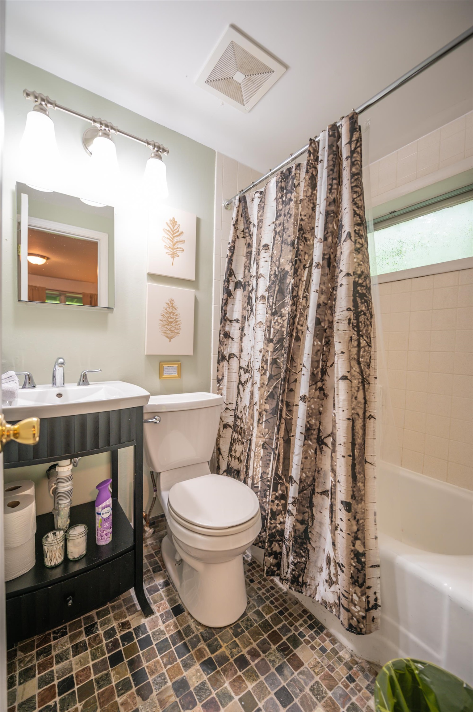 28 Country Club Road West Dover, VT 05356 - Photo 13 of 26