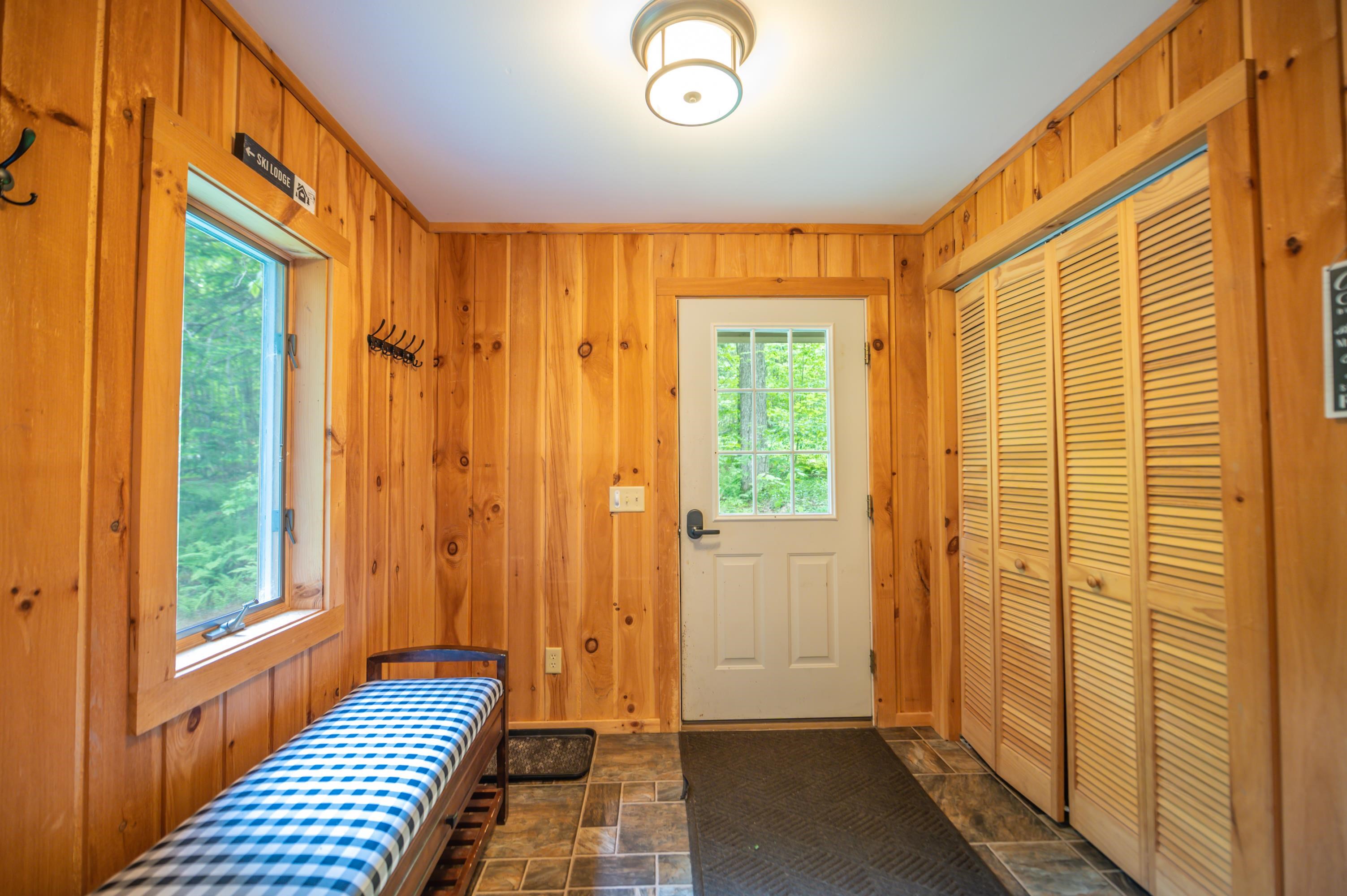 28 Country Club Road West Dover, VT 05356 - Photo 21 of 26