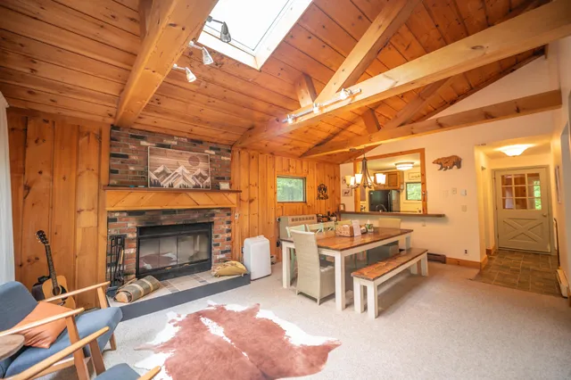$497,500 | 28 Country Club Road, West Dover, VT 05356
