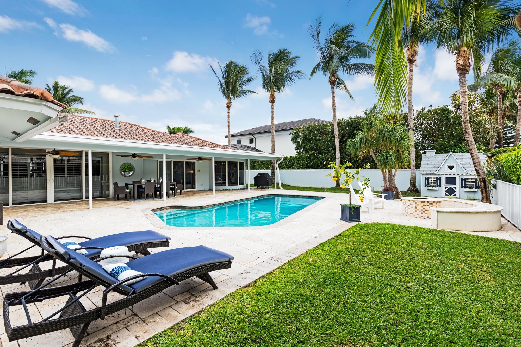 2299 Acorn Palm Road Boca Raton, FL 33432 - Photo 20 of 21 Pool 1