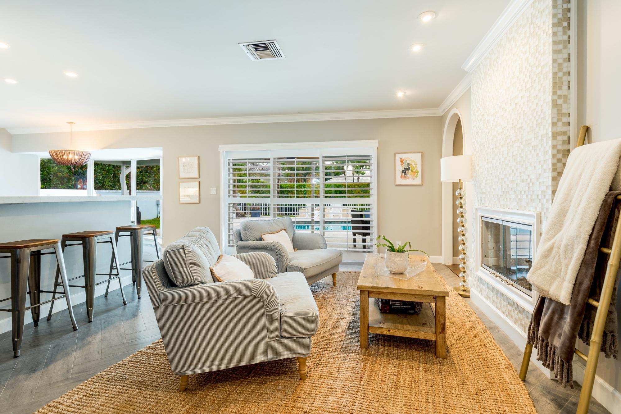 2299 Acorn Palm Road Boca Raton, FL 33432 - Photo 9 of 21 Family Room 1