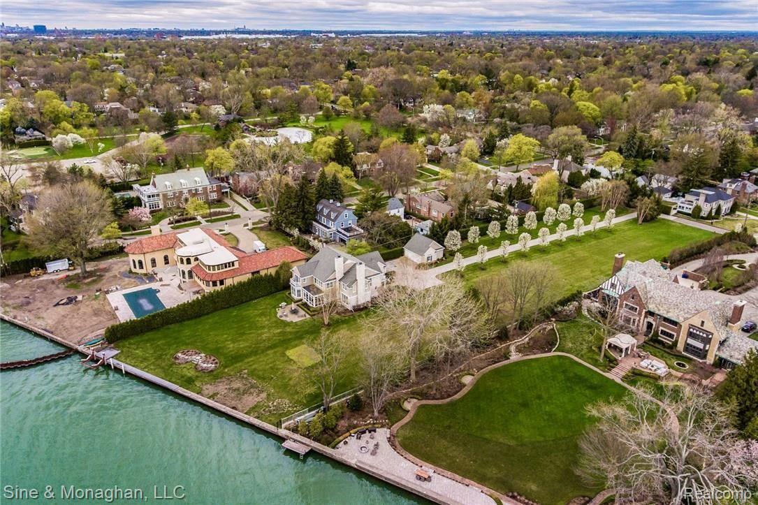 747 Whittier Road Grosse Pointe, MI 48230 - Photo 92 of 96 108-Aerial-4044885-medium.jpg