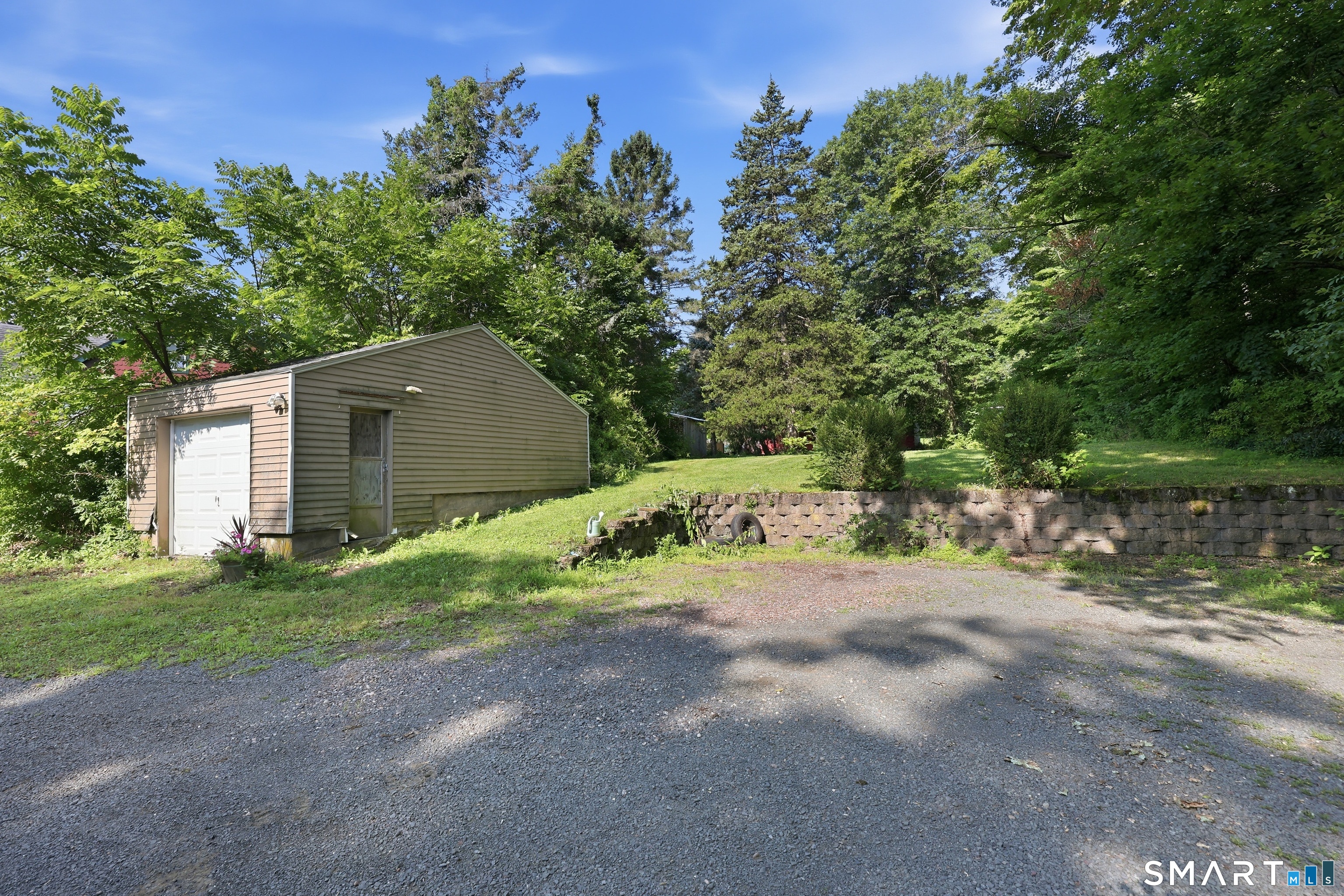 75 Main Street Middlefield, CT 06481 - Photo 26 of 40 Gallery Image 26