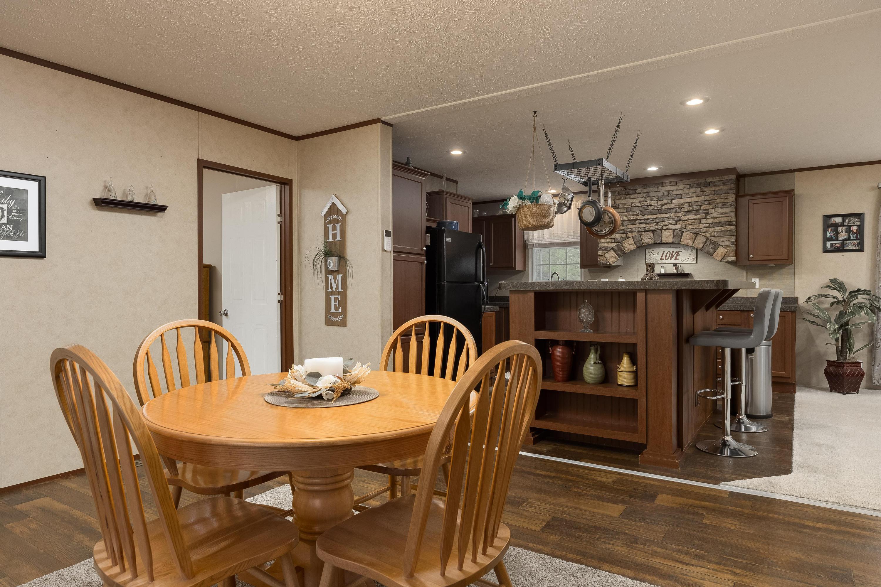 511 Howard Road Decatur, TN 37322 - Photo 2 of 14 2a