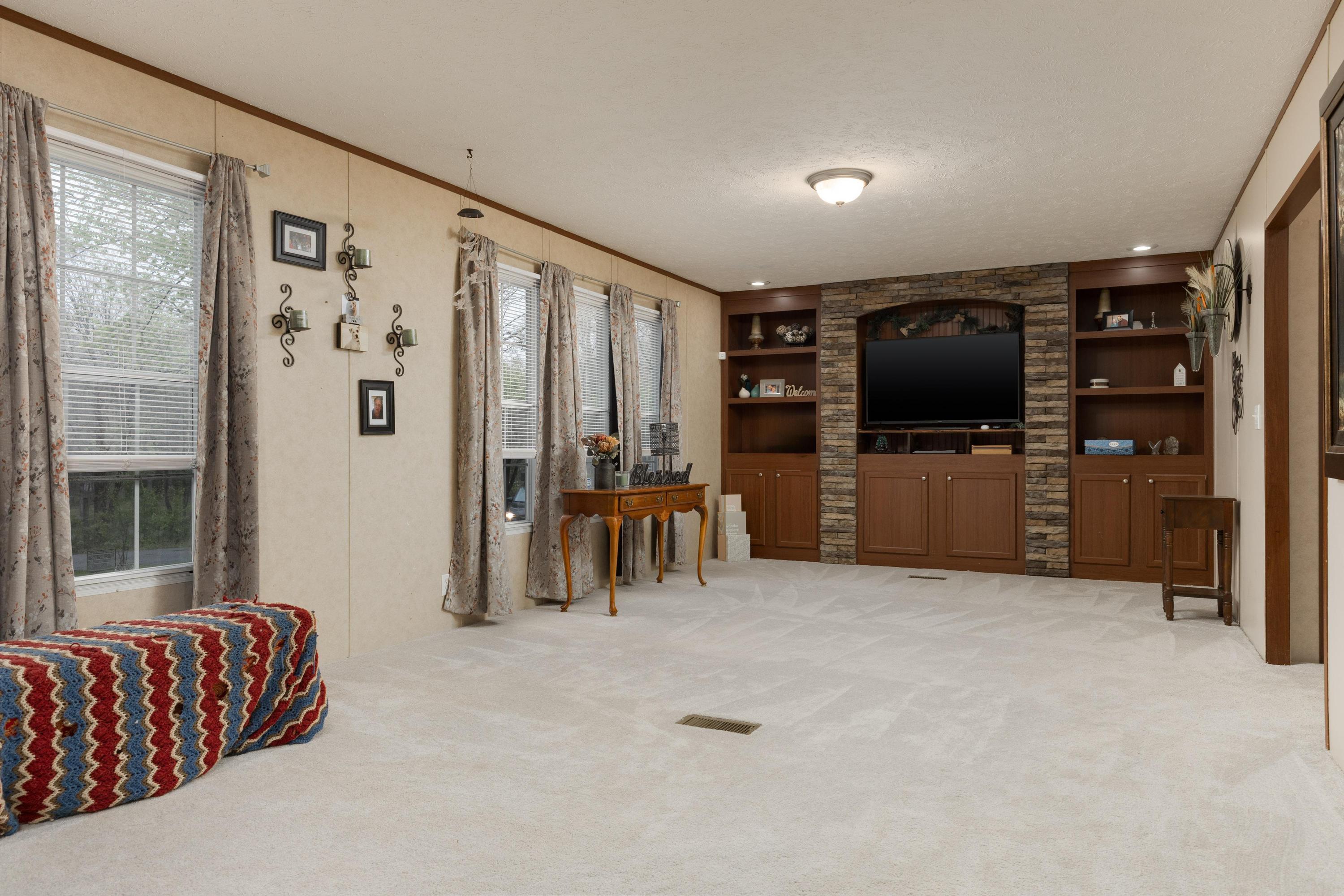 511 Howard Road Decatur, TN 37322 - Photo 5 of 14 4