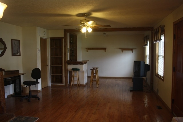 617 North 1st Street Springdale, WA 99173 - Photo 8 of 15 Gallery Image 8