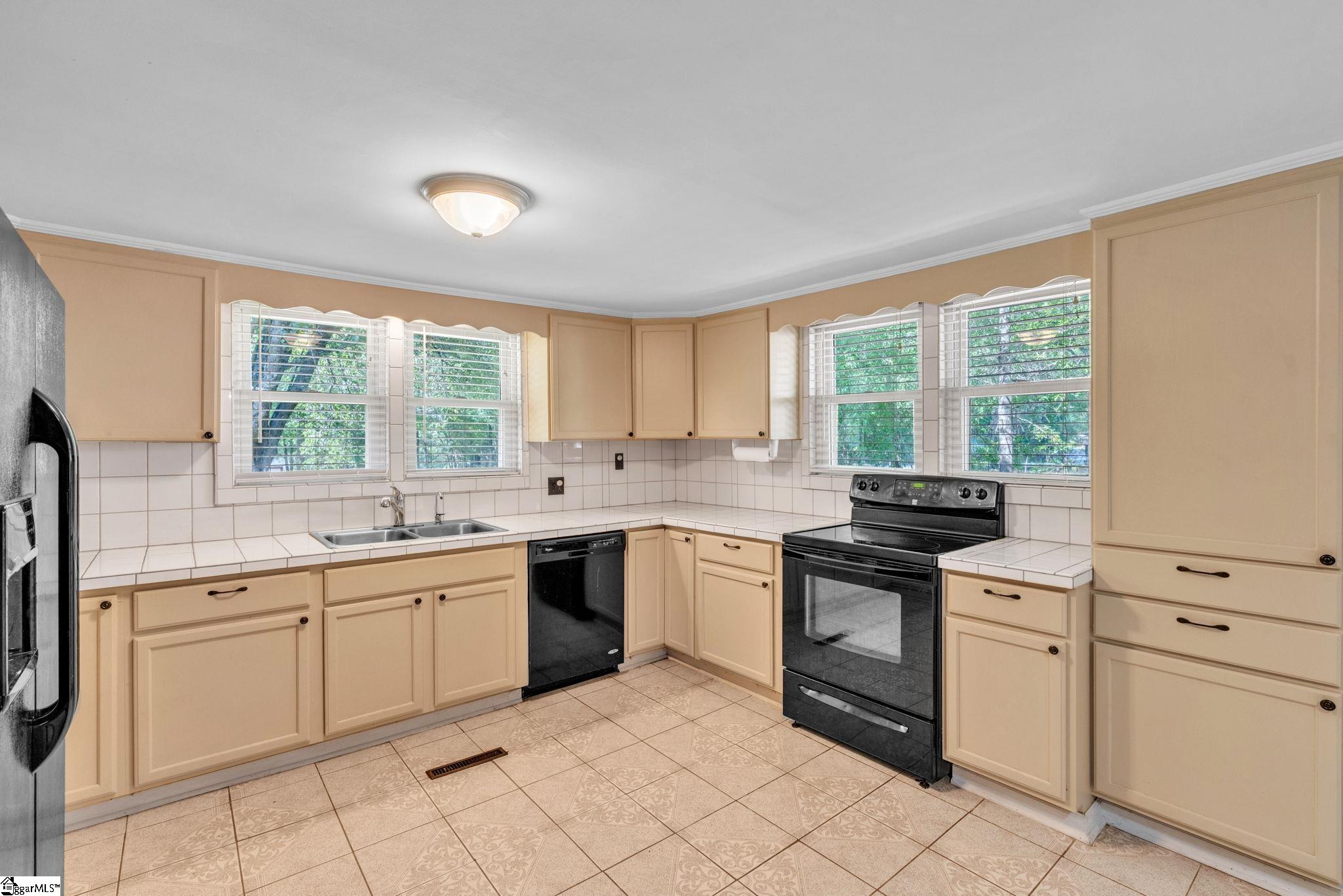 150 Pruitt Drive Mauldin, SC 29662 - Photo 8 of 31
