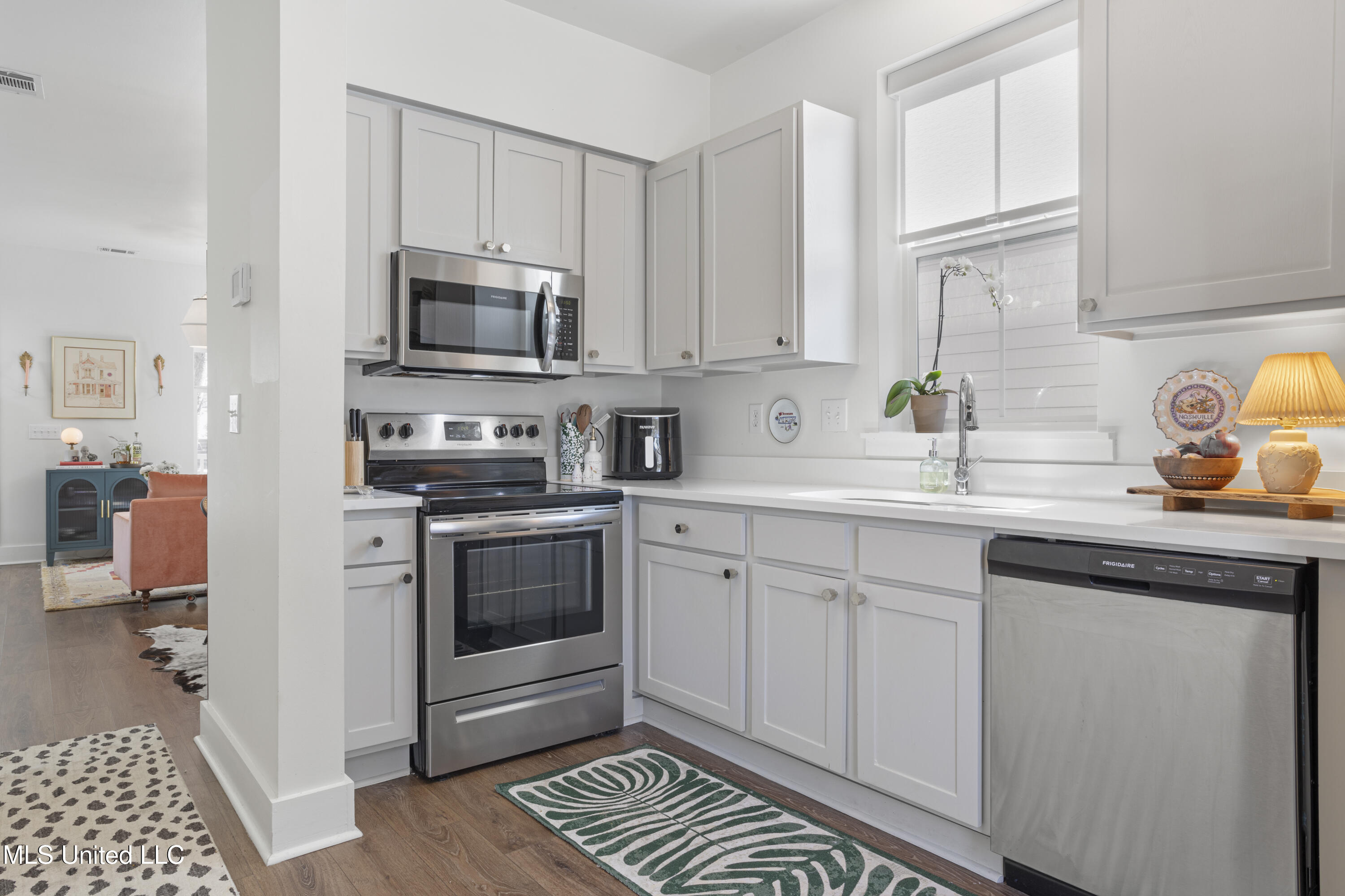 2207 Government Street, Unit 17 Ocean Springs, MS 39564 - Photo 16 of 30 016