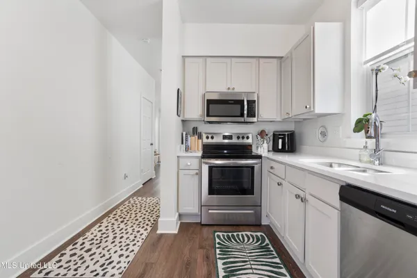 $354,000 | 2207 Government Street, Unit 17, Ocean Springs, MS 39564