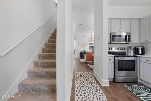 $355,000 | 2207 Government Street, Unit 17, Ocean Springs, MS 39564