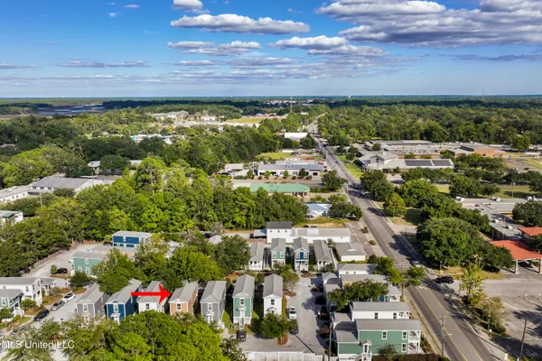 $354,000 | 2207 Government Street, Unit 17, Ocean Springs, MS 39564