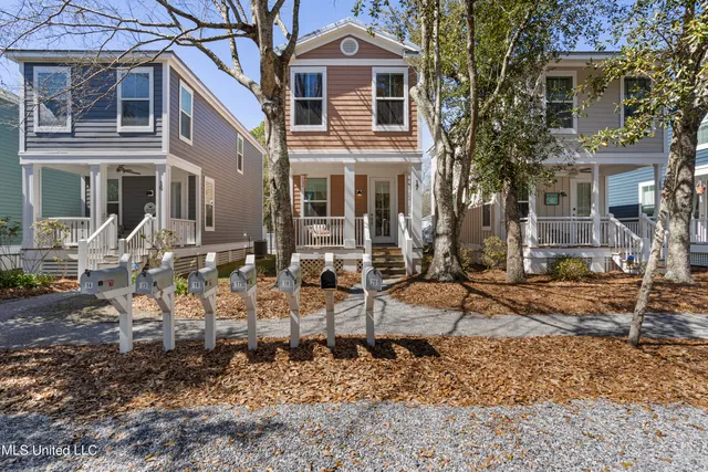 $355,000 | 2207 Government Street, Unit 17, Ocean Springs, MS 39564