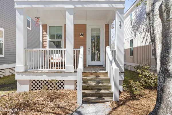 $354,000 | 2207 Government Street, Unit 17, Ocean Springs, MS 39564