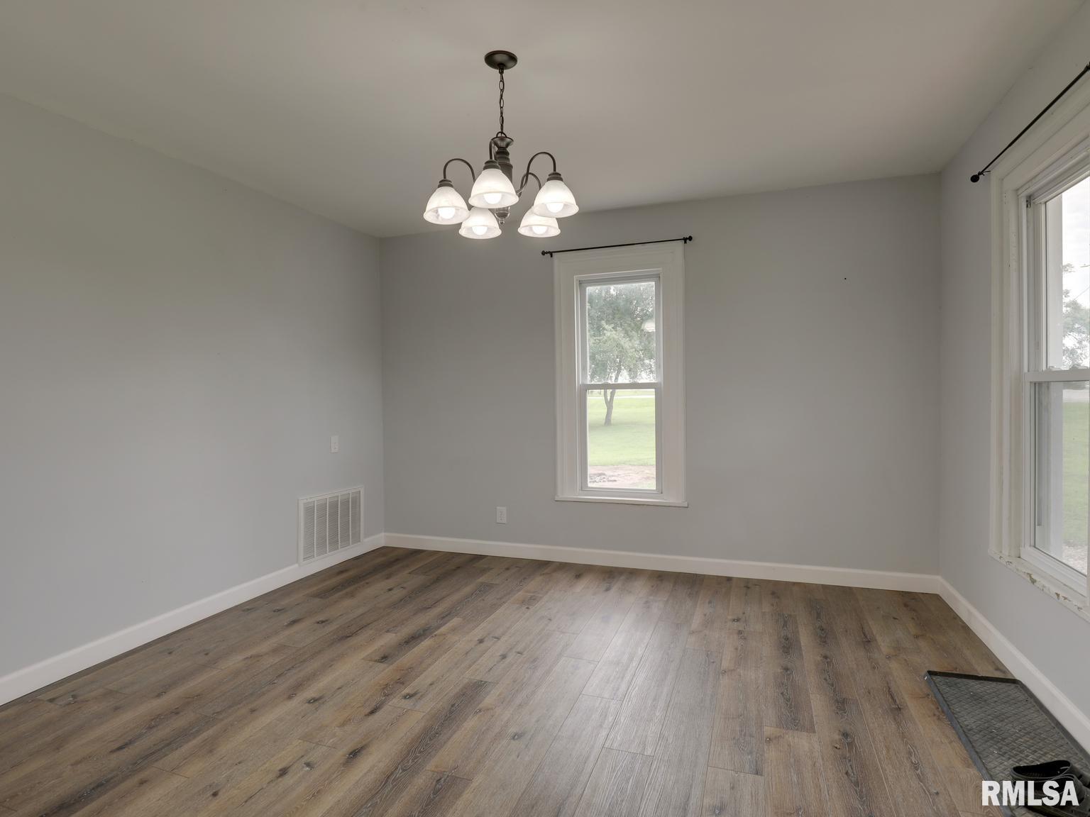 210 High Street Kinderhook, IL 62345 - Photo 8 of 25 Gallery Image 8