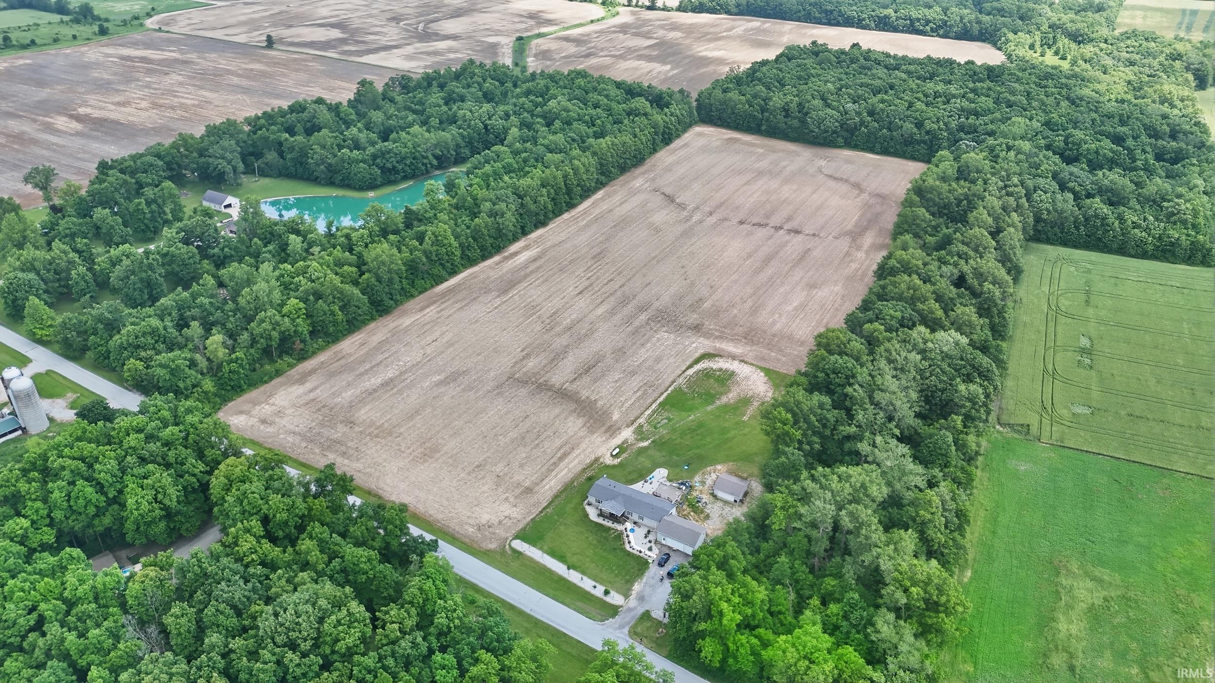 15901 Brunson Road Hoagland, IN 46745 - Photo 4 of 12