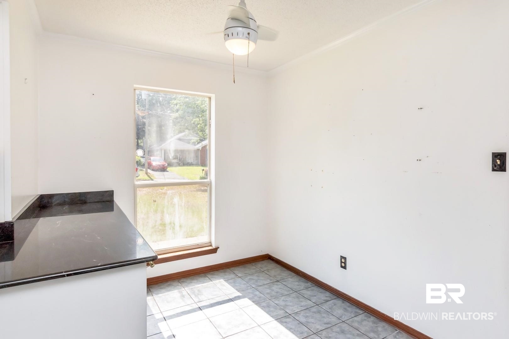 955 Louise Avenue Mobile, AL 36609 - Photo 11 of 30