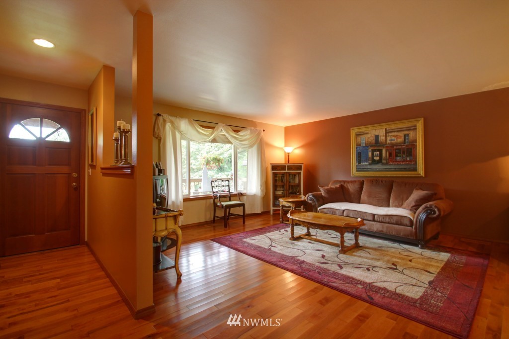 16125 Mountain View Road Mount Vernon, WA 98274 - Photo 5 of 25 Gallery Image 5