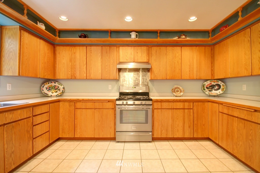 16125 Mountain View Road Mount Vernon, WA 98274 - Photo 8 of 25 Gallery Image 8