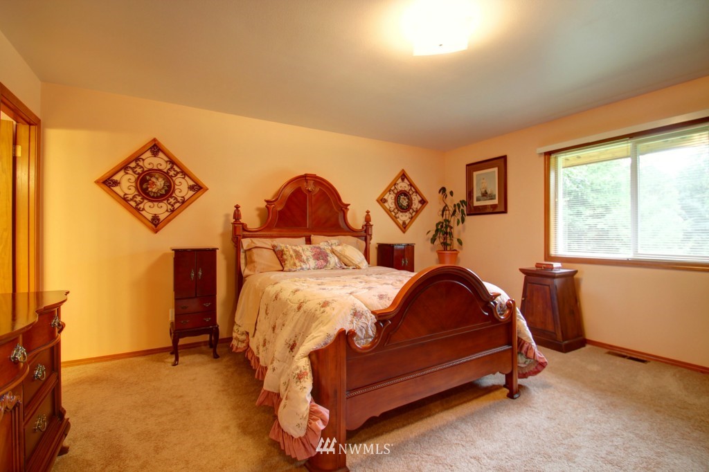 16125 Mountain View Road Mount Vernon, WA 98274 - Photo 10 of 25 Gallery Image 10