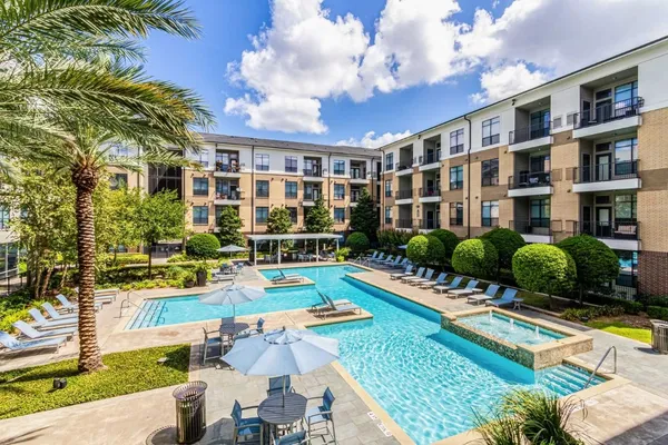 $1,886 | 2525 South Voss Road, Unit 308, Houston, TX 77057