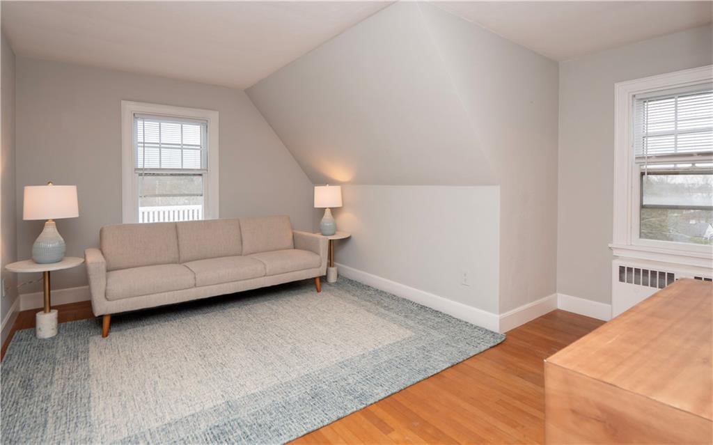 118 Ruggles Avenue, Unit 300 Newport, RI 02840 - Photo 9 of 28