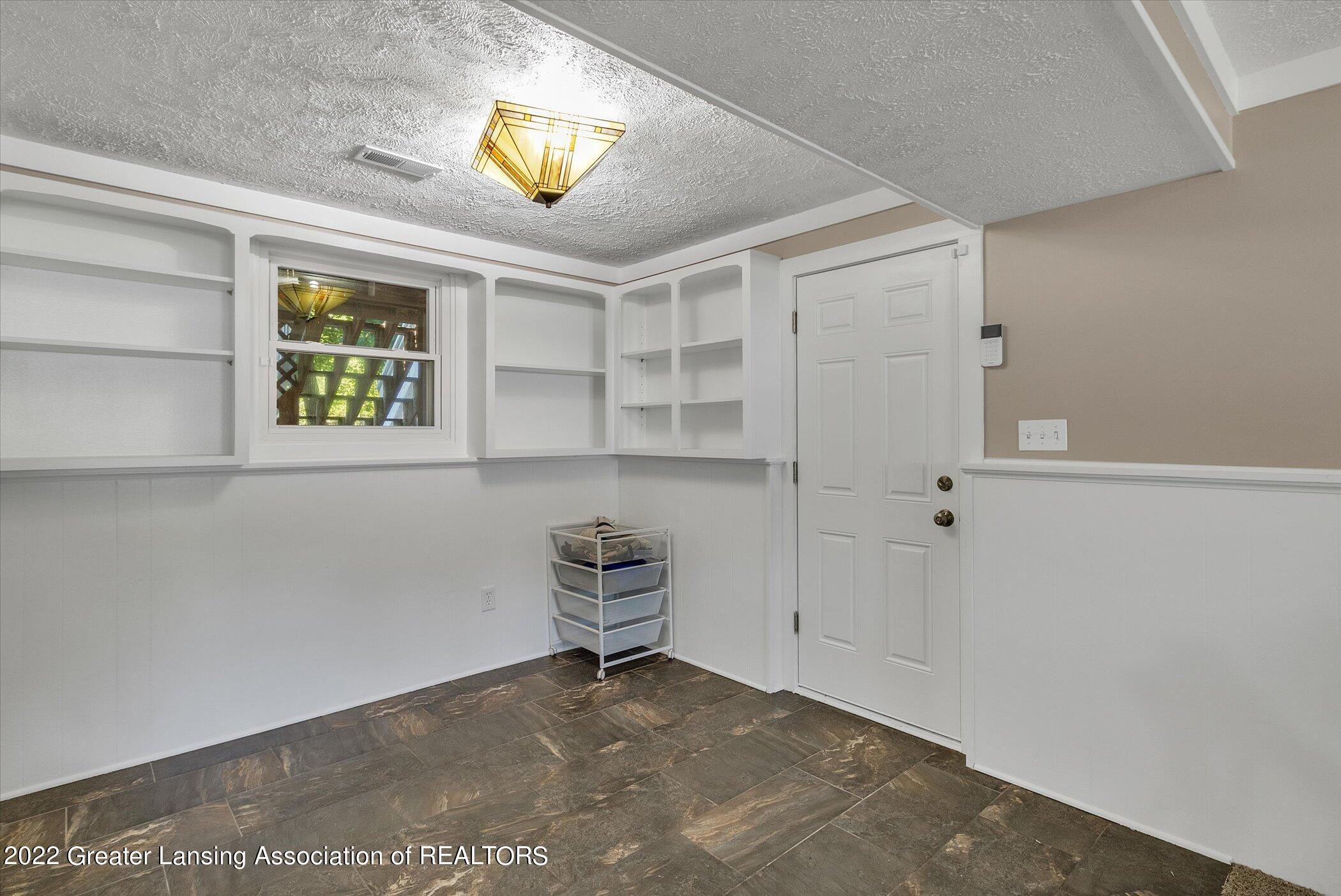 1459 Cheboygan Road Okemos, MI 48864 - Photo 32 of 57 31-1459-Cheboygan-Rd-WindowStill-Real-Es