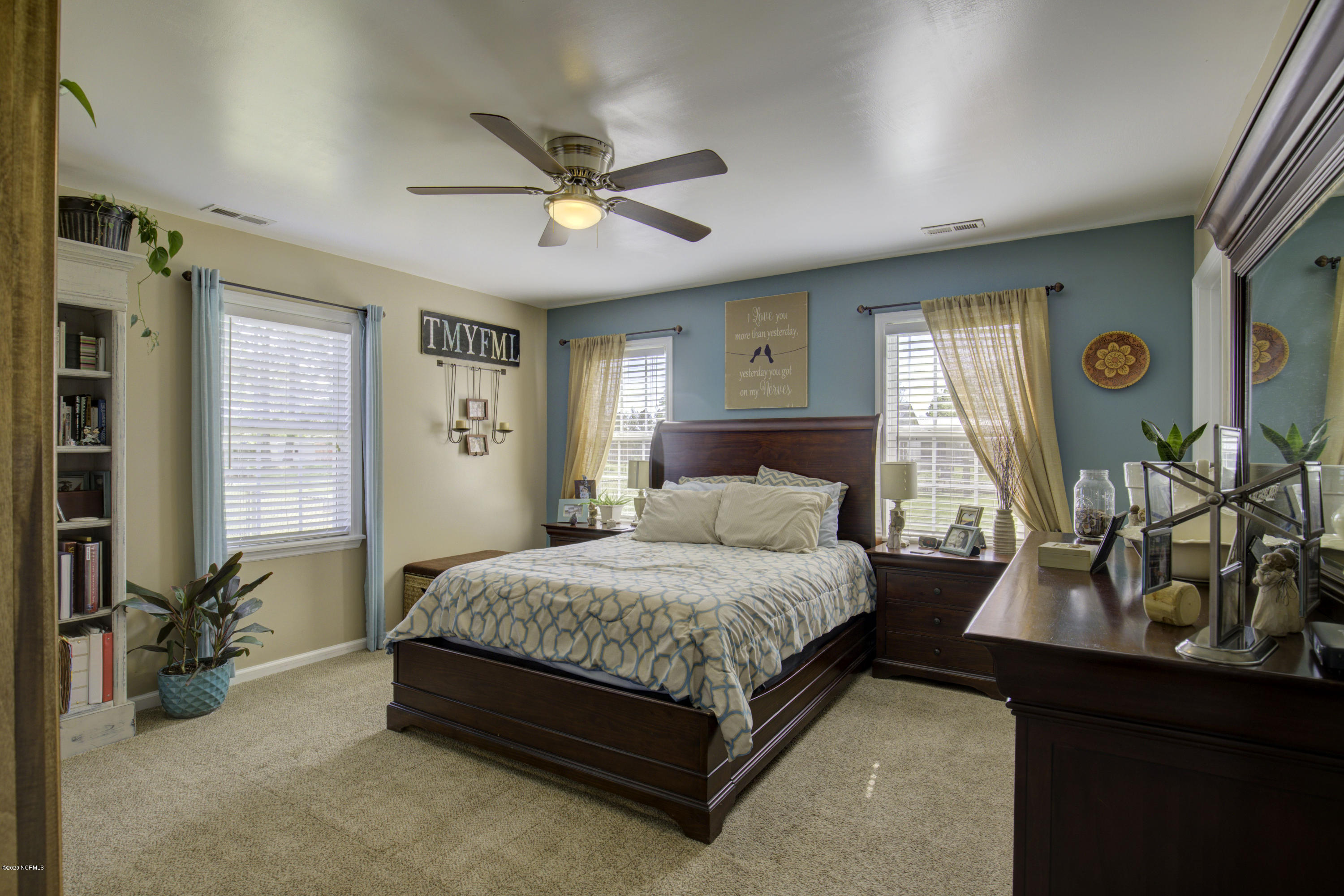 109 Fodder Drive Hubert, NC 28539 - Photo 17 of 29 109 Fodder - Interiors_16