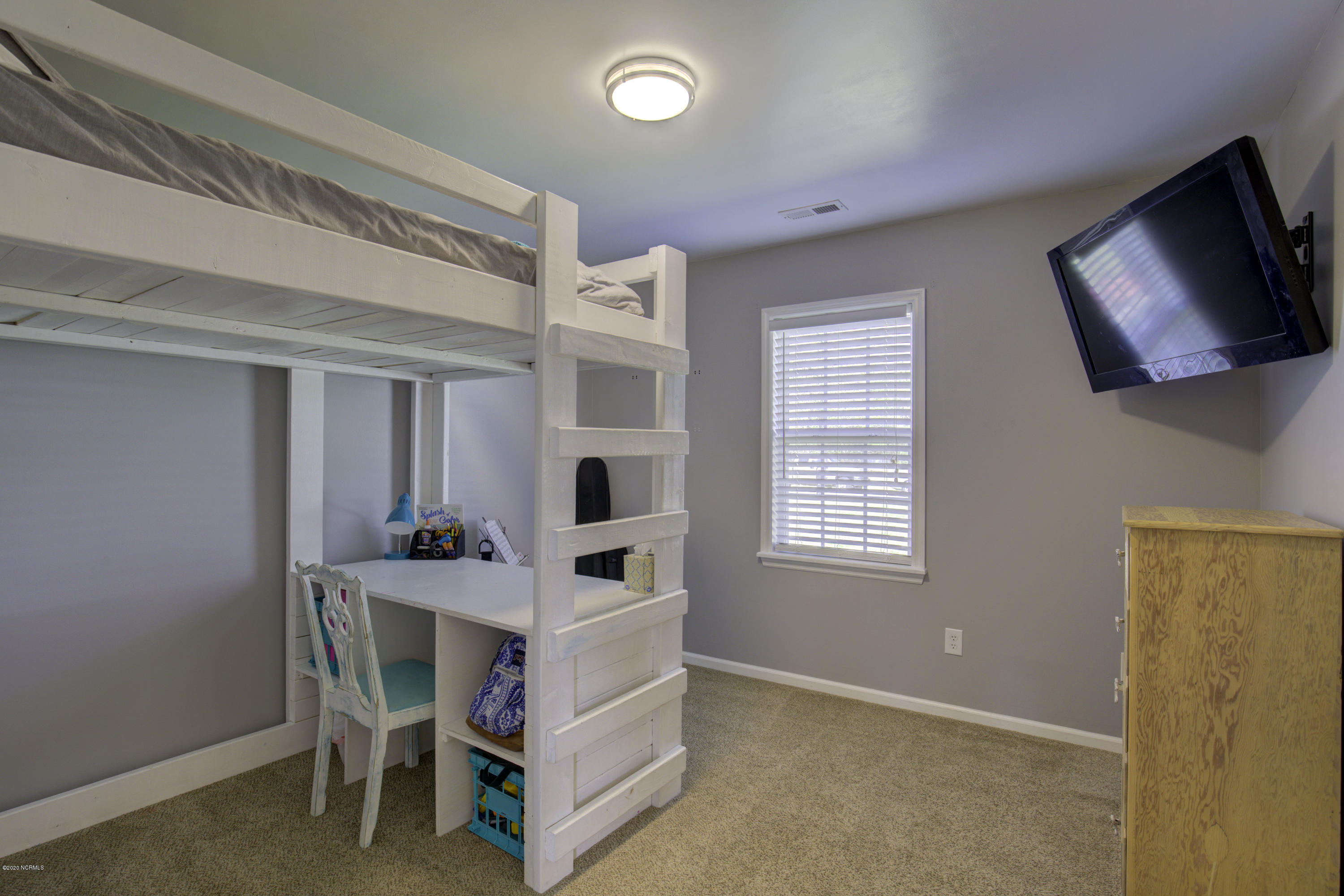 109 Fodder Drive Hubert, NC 28539 - Photo 20 of 29 109 Fodder - Interiors_17