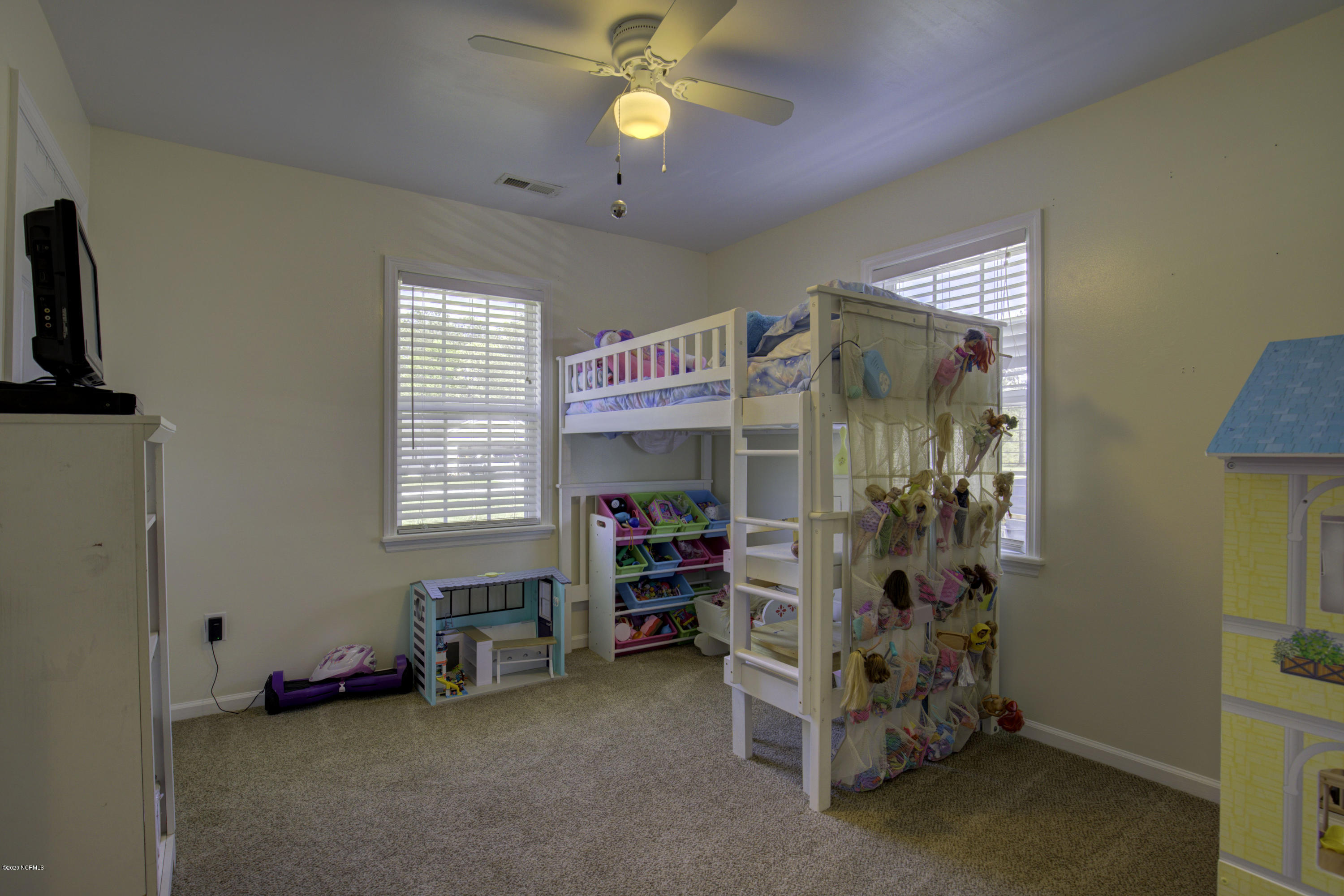 109 Fodder Drive Hubert, NC 28539 - Photo 21 of 29 109 Fodder - Interiors_12
