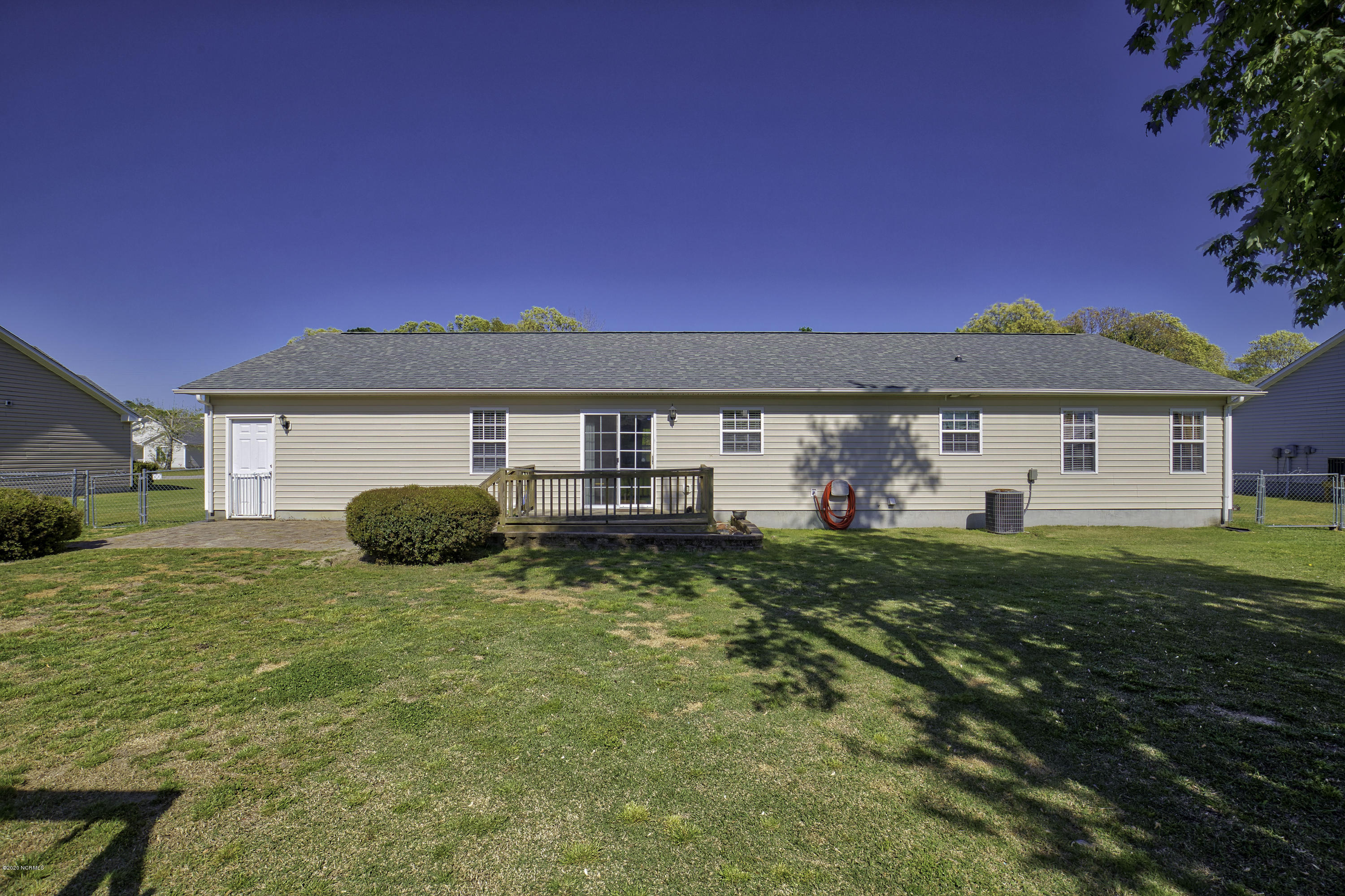 109 Fodder Drive Hubert, NC 28539 - Photo 29 of 29 109 Fodder - Interiors_5