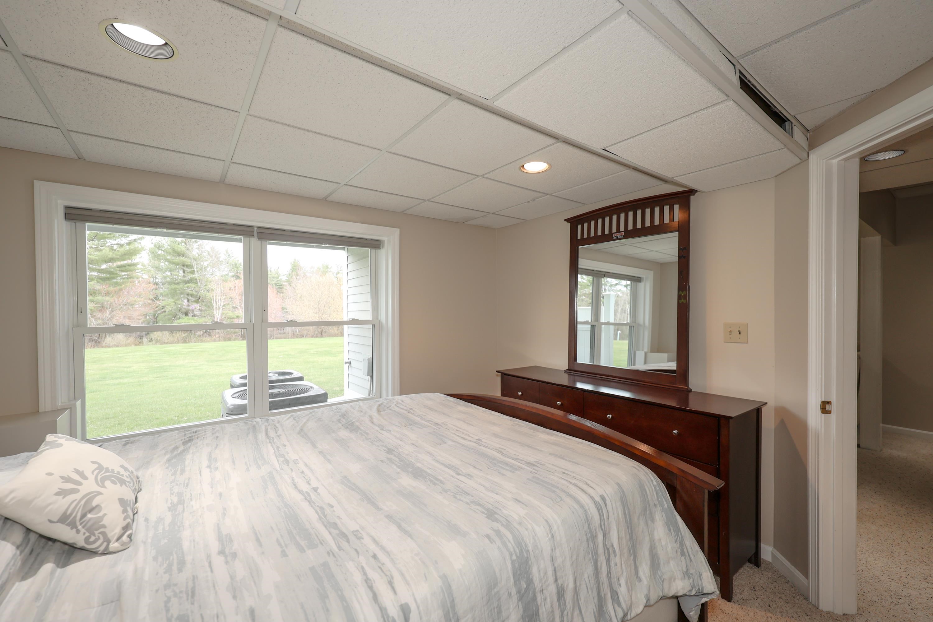 378 Winding Pond Road Londonderry, NH 03053 - Photo 36 of 46
