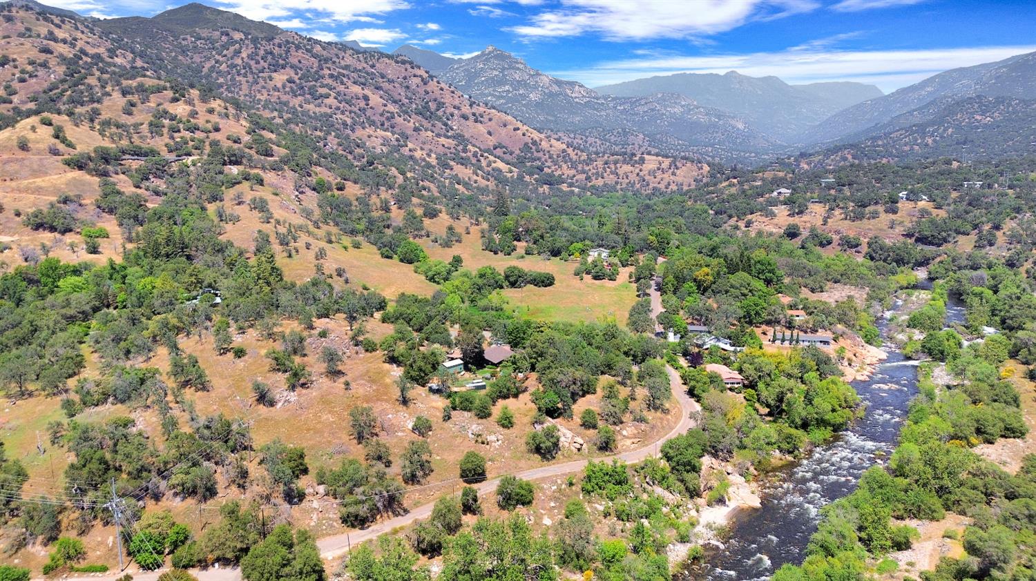 43715 Dinely Drive Three Rivers, CA 93271 - Photo 22 of 51 Gallery Image 22