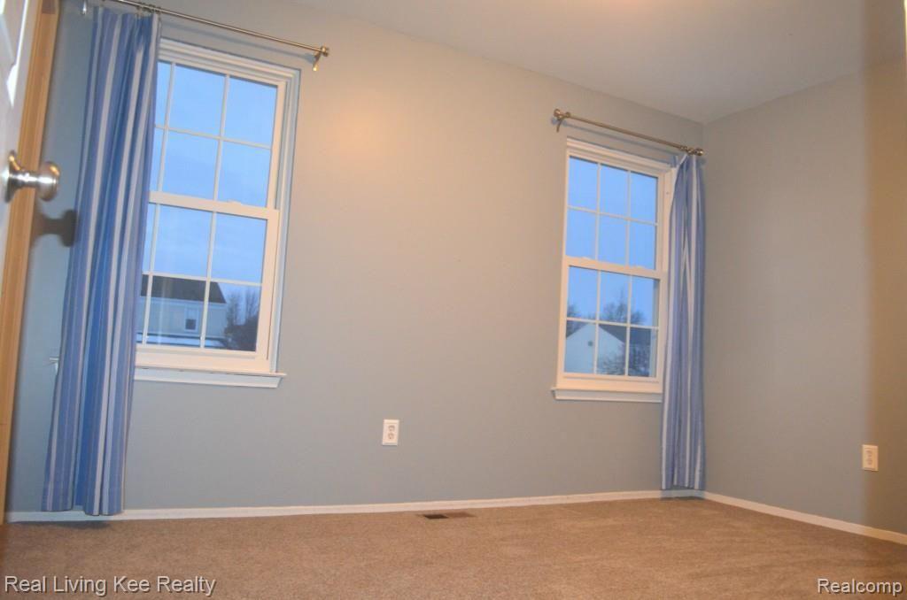 2035 North Fairview Lane Rochester, MI 48306 - Photo 21 of 35 Guest Room 1.jpg