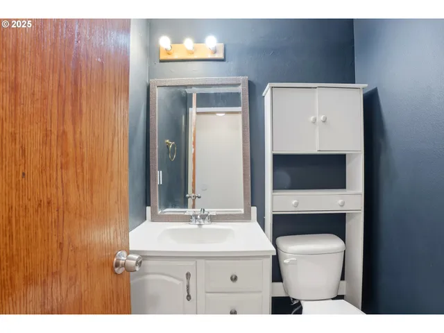 $530,000 | 4724 Southeast Powell Valley Road, Gresham, OR 97080