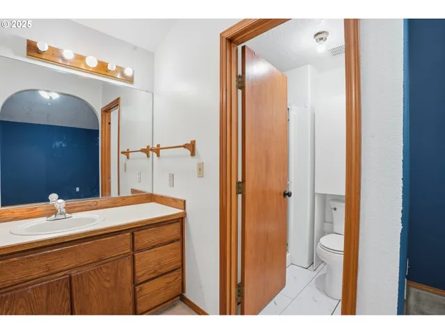 $530,000 | 4724 Southeast Powell Valley Road, Gresham, OR 97080