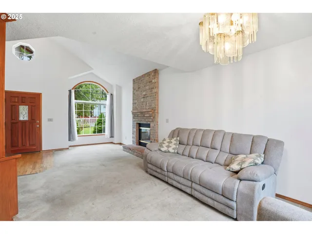 $530,000 | 4724 Southeast Powell Valley Road, Gresham, OR 97080