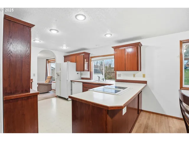 $530,000 | 4724 Southeast Powell Valley Road, Gresham, OR 97080