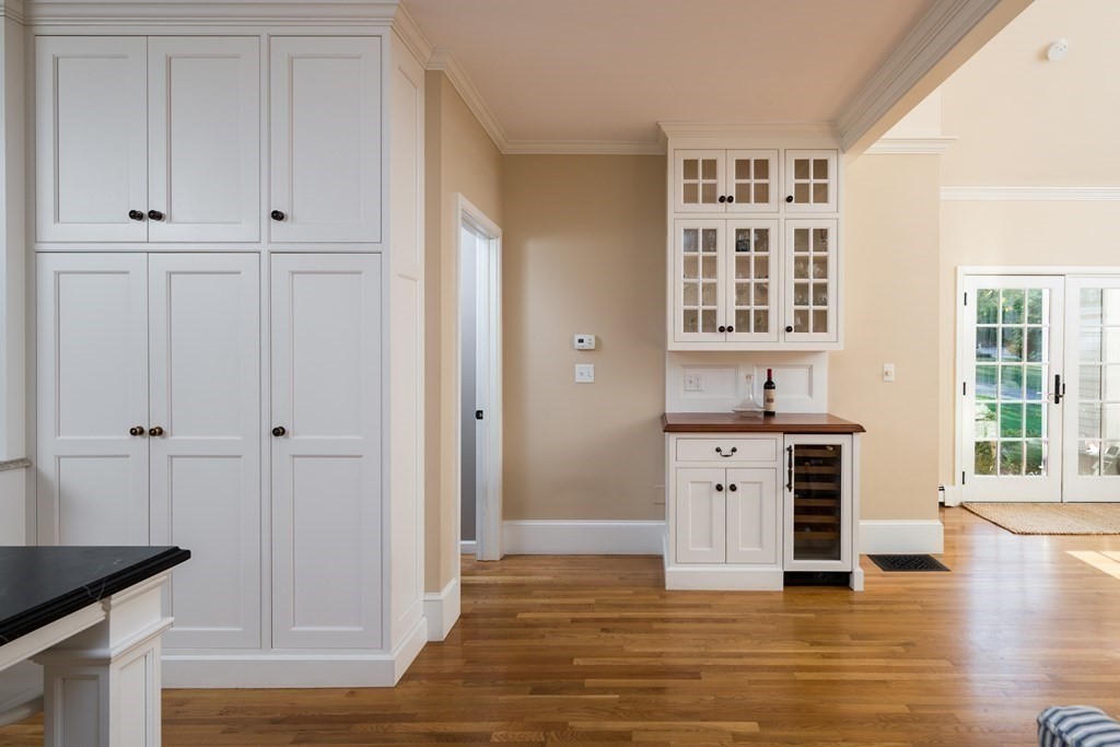 33 Franklin Rodgers Road Hingham, MA 02043 - Photo 6 of 42 Gallery Image 6