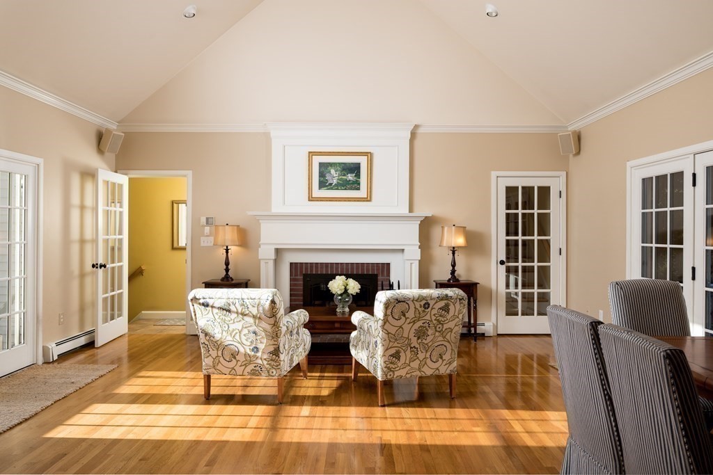 33 Franklin Rodgers Road Hingham, MA 02043 - Photo 8 of 42 Gallery Image 8