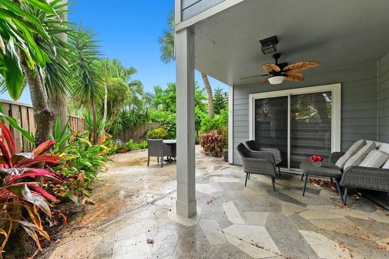 5295 Park Pl Circle Boca Raton, FL 33486 - Photo 14 of 21 14_5295ParkPlaceCir_85_Patio_FlexMLS800x