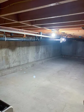 $2,900 | 38 Pebble Beach Road, Unit 3, Colchester, VT 05446