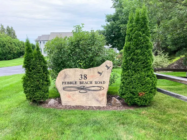 $2,900 | 38 Pebble Beach Road, Unit 3, Colchester, VT 05446
