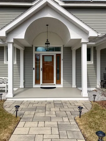 $2,900 | 38 Pebble Beach Road, Unit 3, Colchester, VT 05446