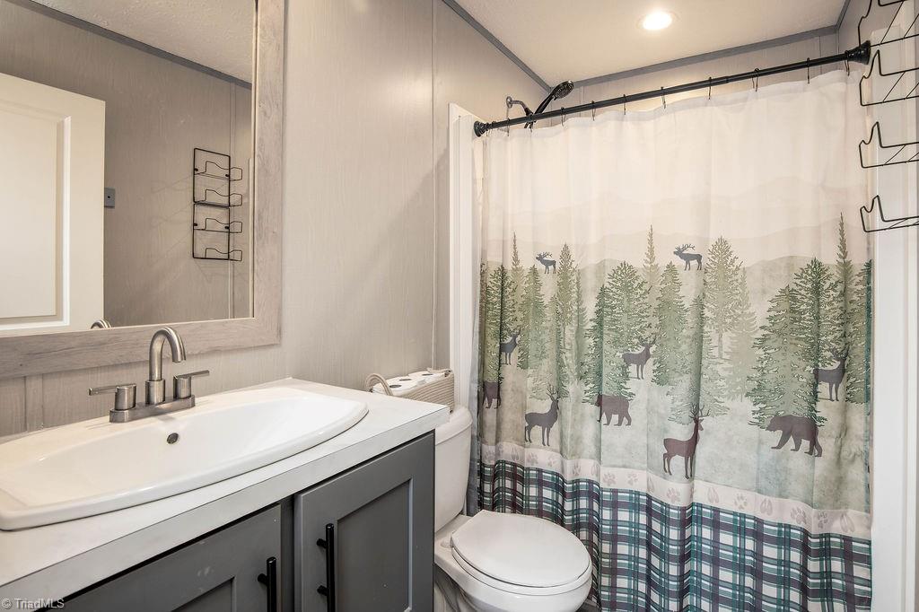 275 Beaver Creek Road Mayodan, NC 27027 - Photo 8 of 18