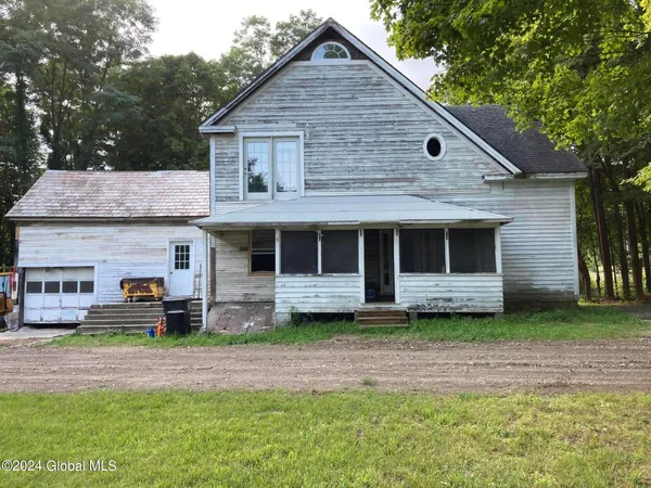 $145,000 | 3098 Broad Street, Port Henry, NY 12974