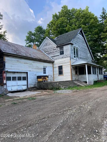 $160,000 | 3098 Broad Street, Port Henry, NY 12974