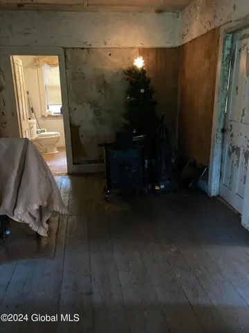 $160,000 | 3098 Broad Street, Port Henry, NY 12974