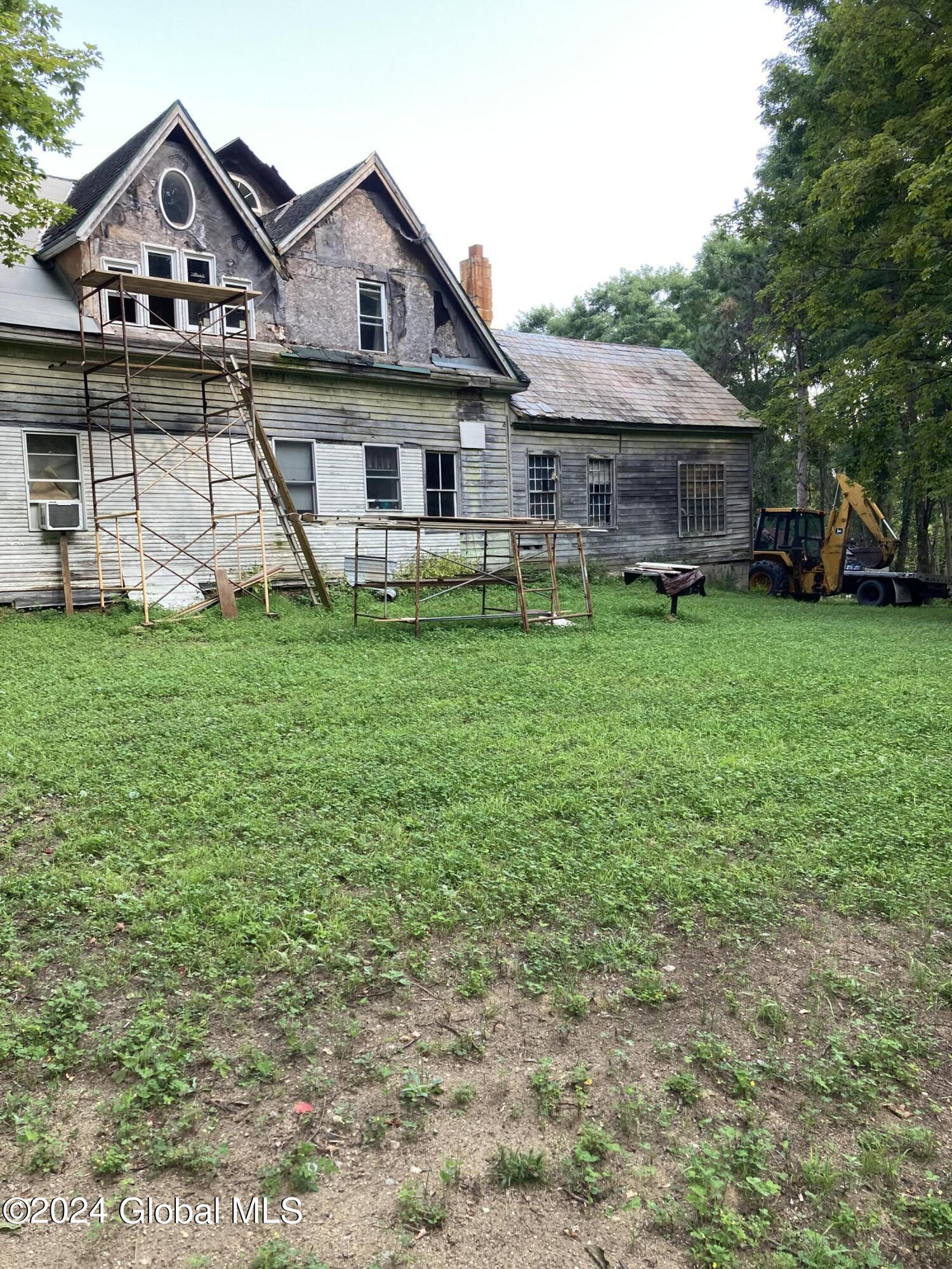 3098 Broad Street Port Henry, NY 12974 - Photo 4 of 29 IMG_7098